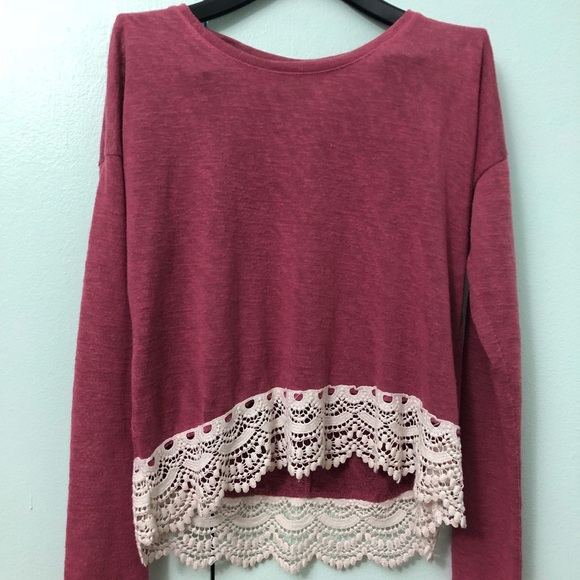 Forever 21 Tops - Long sleeve lace top